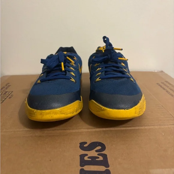 Nike Kobe 9 IX EM GS Low 'Gym Blue' Size 5.5Y Basketball Sneakers 653593 401 - Picture 6 of 8